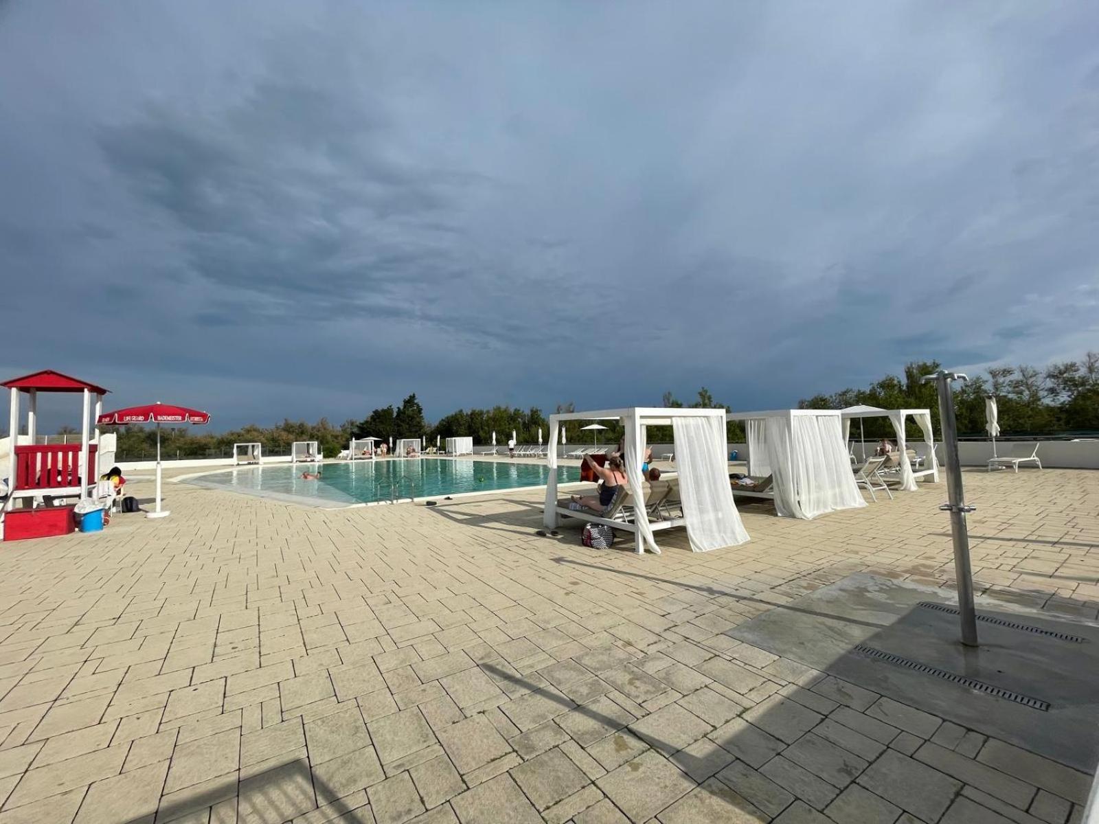 Happy Camp Mobile Homes In Camping Village Rosapineta Rosolina Mare Εξωτερικό φωτογραφία