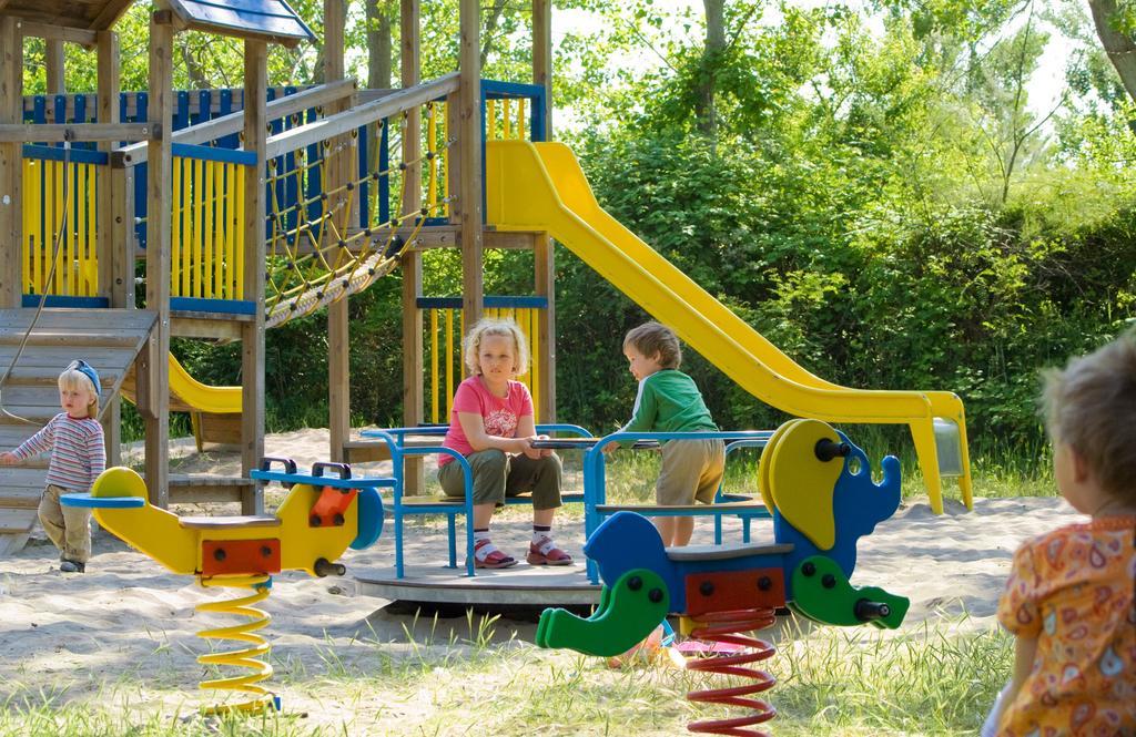Happy Camp Mobile Homes In Camping Village Rosapineta Rosolina Mare Εξωτερικό φωτογραφία